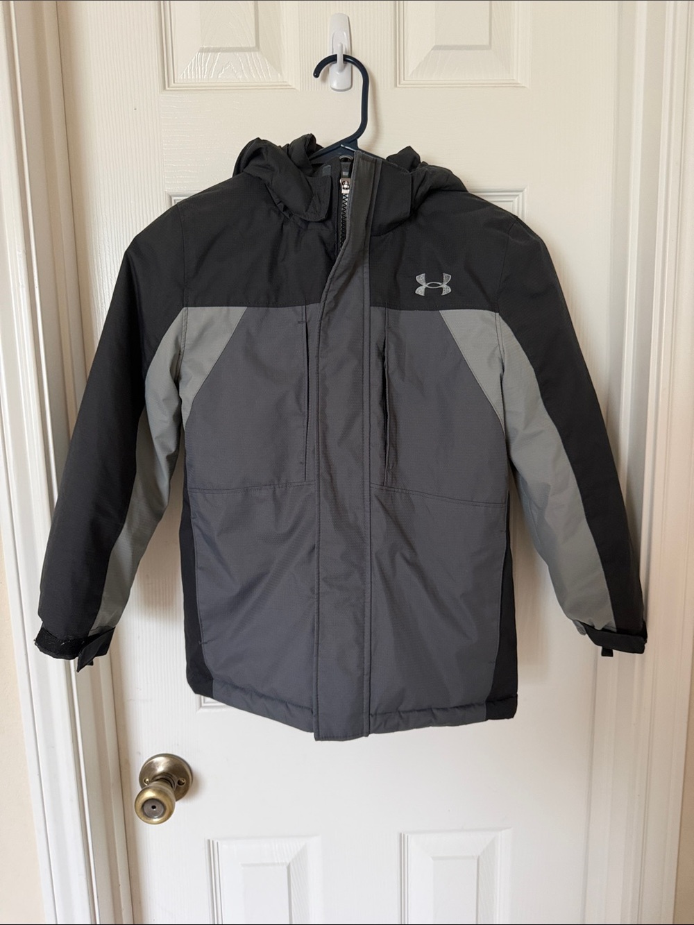 Under Armour Boys' Black and Gray Hooded Puffer Jacket